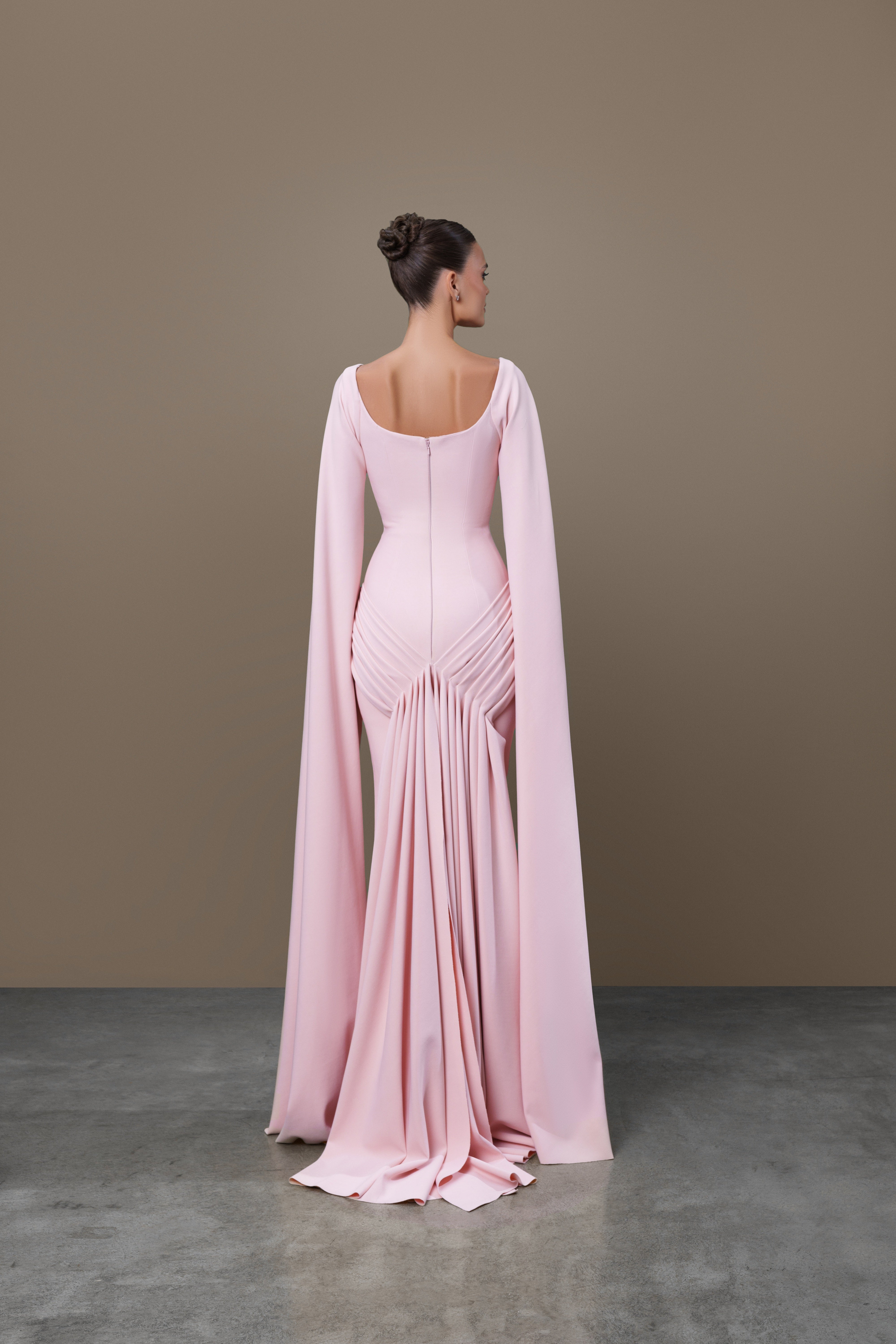 Thick Crepe Stretch with Front Hip Folding Dress