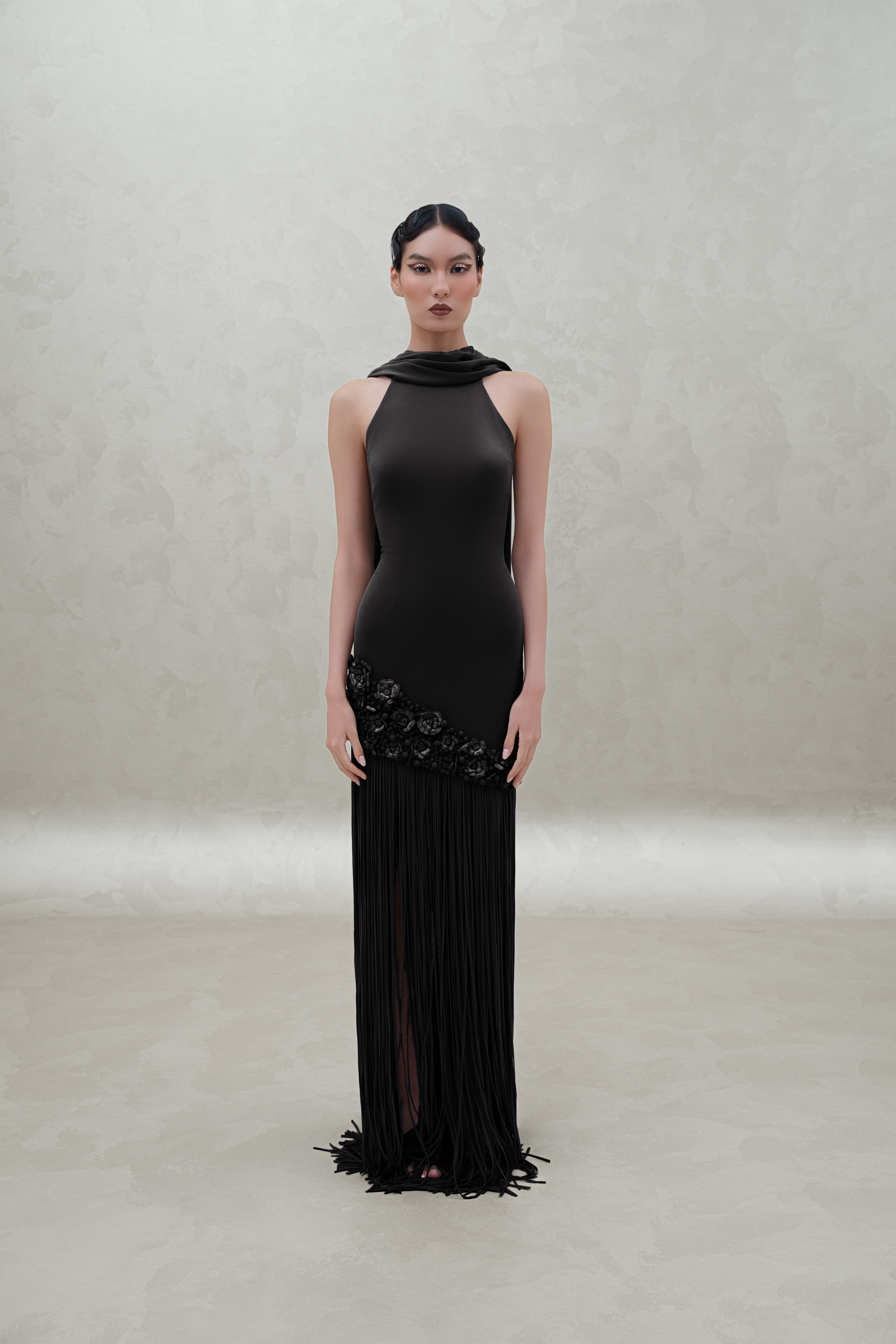dress with bottom hem and shawl
